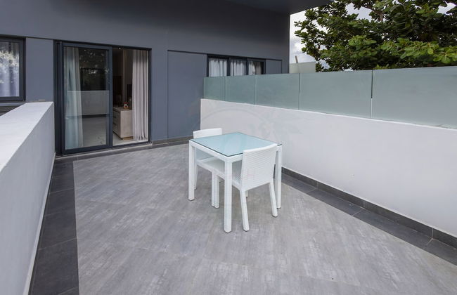 O'Beach Boutique Studios - Photo 48