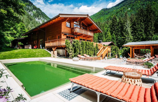 Hideway Chalet Gamsgluck With Pool and Sauna - Foto 1