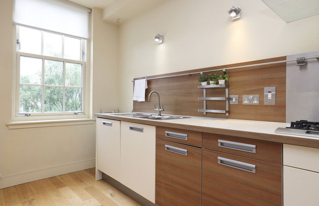 JOIVY Executive 2-Bed Apt With Stunning Roof Terraces - Foto 15