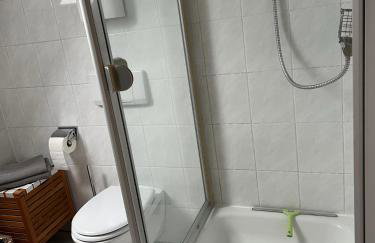 Gemütliche helle Dach-Wohnung in Frankfurt - Foto 10