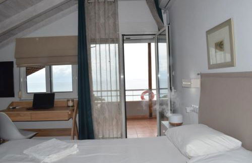Alexandros Beachfront Apartments near Petalidi with Private Sunbeds & Sea View - Foto 21