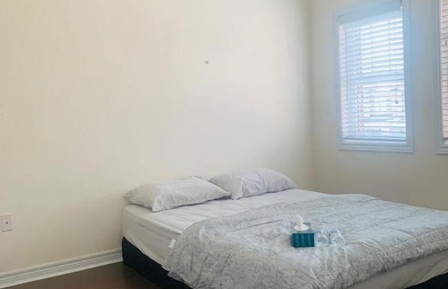 Home Stay Canada - Photo 4