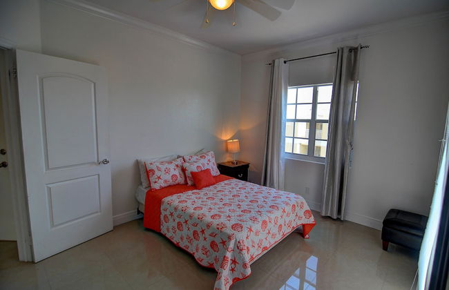 Star Self-Serviced Apartment Rentals - Photo 6