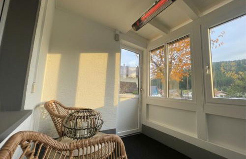 Rückzugsort mit Bergblick in Baiersbronn-Obertal - beheizter Wintergarten & kostenfreier Parkplatz - 70qm Ferienwohnung - Foto 8