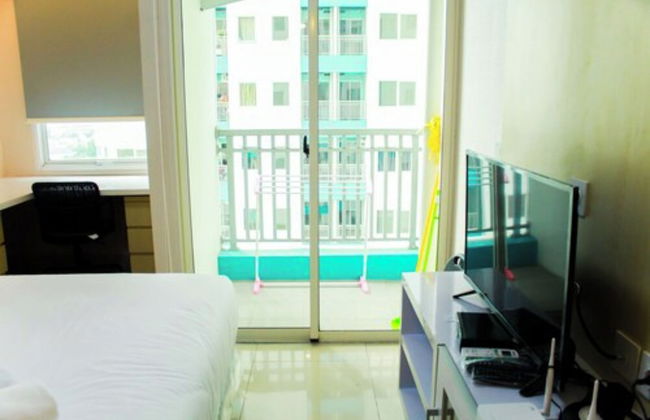 Pool View Studio Room Apartment The Nest Puri - Foto 16