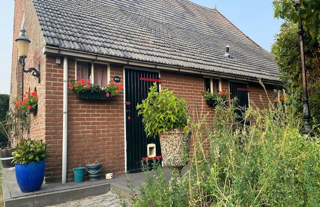 Holiday Home in Bergen op Zoom With Garden - Foto 34