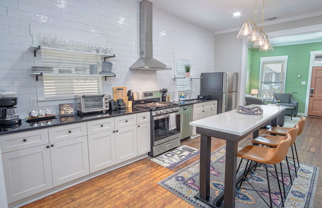 Comfy and Incredible Fenced 2BR 2 BA Near Downtown - Foto 9