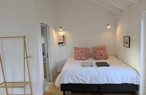 Entire villa hosted by Noam - Foto 14