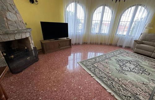 Chalet Los Almendros con piscina privada - Photo 24