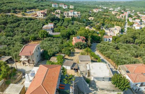 Manos Home - Photo 58