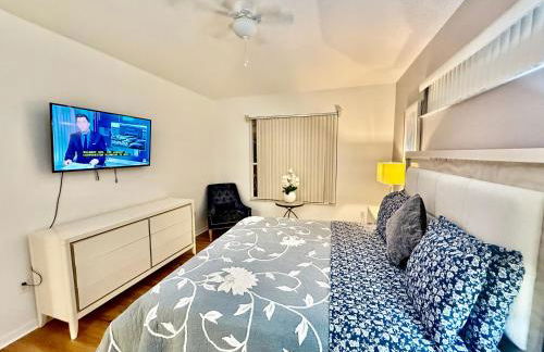 Grand Luxury 4BR Pool Home Near Disney Parks - Foto 17