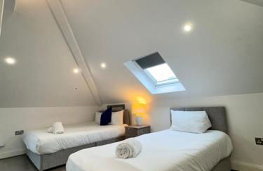HEATHROW AIRPORT apartments-FREE parking-Free underground to and from Heathrow-30 min central London - Foto 3