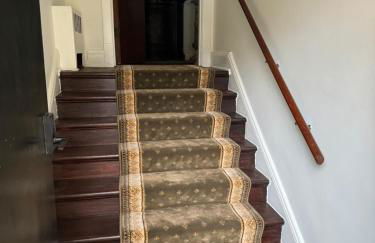 Bootlegger House Sleeps 10-20 Free TV & Parking - Foto 37