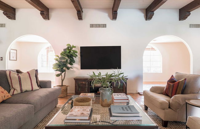 Charming 5bdr Hacienda w/ Pool, Fire Pit, Billiards La Casona by Avantstay - Foto 24