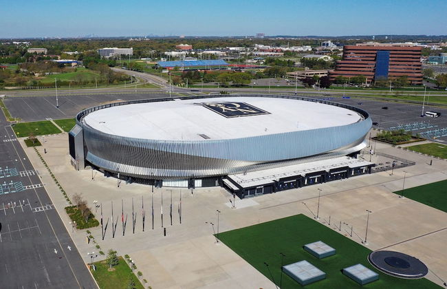 Cheerful & Beautiful 3-Bedroom Ranch - Photo 48