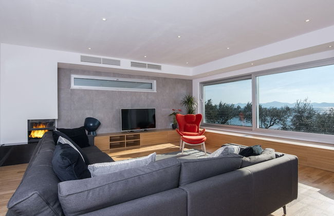 Luxurious Villa in Kozino With Fenced Garden - Photo 14