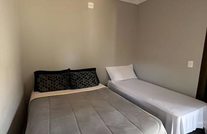 Casa incrível com piscina, hidromassagem e sauna - Foto 20