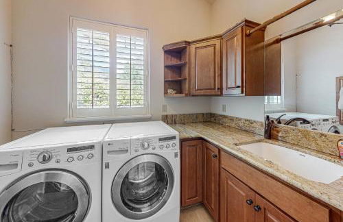 Ellisport Bay House (Main Home & Studio) - Foto 13