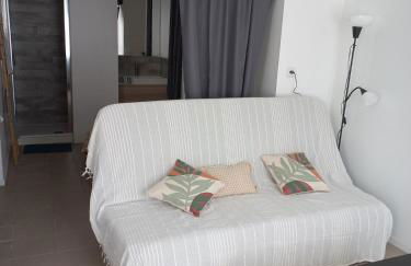 Large studio near medieval city - Foto 8