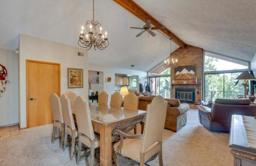 Expansive Angel Fire Home with Indoor Hot Tub! - Foto 7