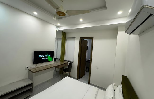 Peak Tower - Photo 2