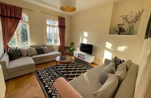 Nomi Homes - Otis House - Free Parking - Central -10ppl - Foto 2