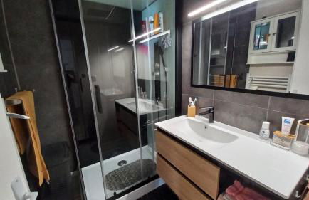 Maison avec jardin, quartier calme, 2 chambres - plain pied - Foto 7