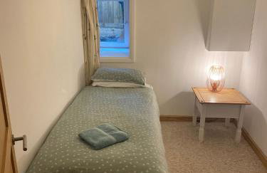 Spacious 2 Bedroom Apartment near Seafront - Photo 9