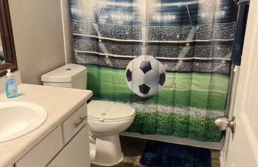 Sports Fan Getaway less than 2mi to AT&T Stadium Pool and Gym! - Foto 13