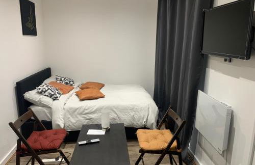 Cosy 1-bed Studio in Northolt - Foto 20