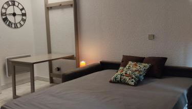 STUDIO RDJ TERRASSE PISCINE SANARY SUR MER - Foto 5