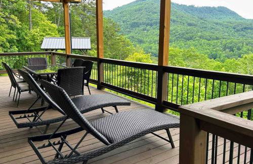 Peace of Heaven, Modern Chic Cabin, Majestic Mountain Views, Hot Tub, Fire Pit, Outdoor Games, Close to Town - Foto 77