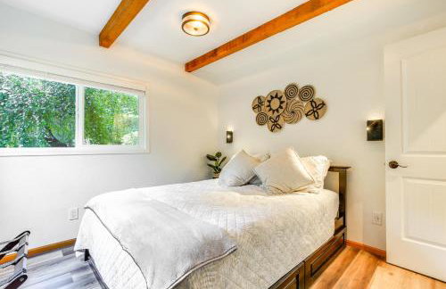 Riverfront Sandy Retreat, Fish and Kayak On-Site - Photo 9