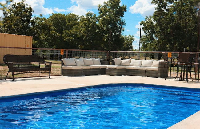 Son's Rio Cibolo - Glamping Cabin D - Foto 17