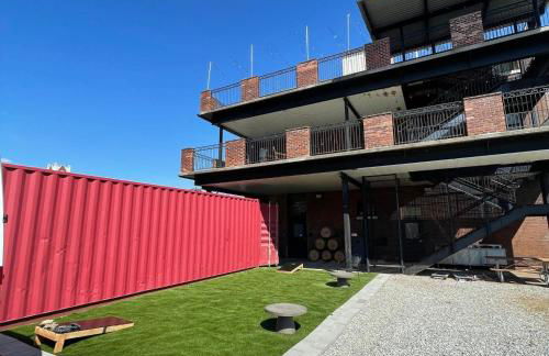 Sleeps18 9Beds 7BR 4BA Swepson Estate - Foto 3