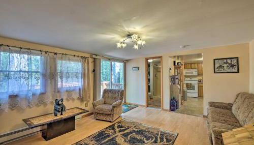 Catskill Mtn Home with Deck about 1 Miles to Zoom Flume! - Foto 4