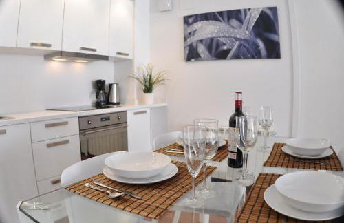 Glasir Homes Barcelona - Photo 12