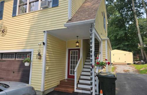 Adorable 1 bedroom with off-street parking - Foto 18