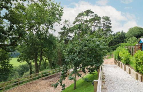 Little Silver Pheasant - Foto 25