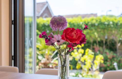 Stunning 5-bed 3-bath house close to the sea! - Foto 7