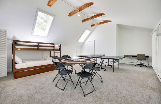 Paradise Retreat by Avantstay Pool Hot Tub Game Room - Photo 36