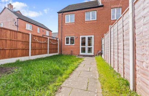 #35 City Home - Sleeps 8 3BDR 2 BR- Bham CC 10 mins - "Perfect for Contractors and Families - Free Parking" - Foto 7