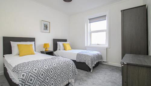 3-Bed Apartment Ideal for Contactors - Near Clyde Shipyard - 25 min Glasgow Airport - Foto 2