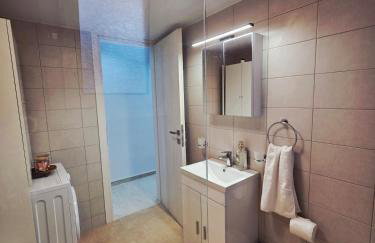 Hidden Gem 2BR Apartment Loutraki - Foto 33