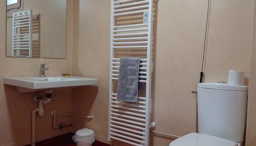 Gîte 20 PMR - Confort et Accessibilité au Cœur du Parc des Volcans d'Auvergne - Foto 4