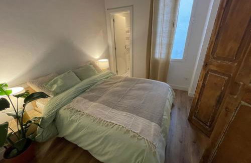 Stylish 3 Bedroom Apartment - Foto 1