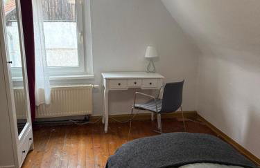 Ferienhaus für Familientreffen mit großem Garten, Parkplätzen - Photo 6