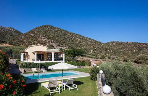 Real Dream Villas, Cretan Gems with SeaViews, By ThinkVilla - Photo 40