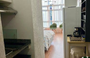 Studio central e ensolarado - Foto 8