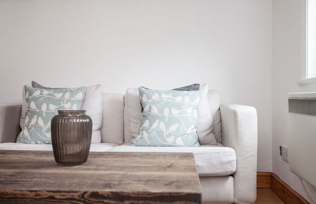 Basic Apartment for Two Amazing Location - Foto 11